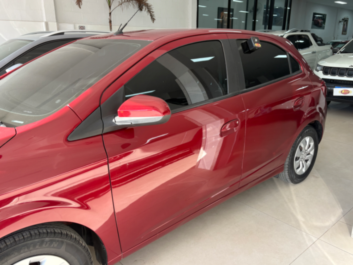 Chevrolet Onix — foto 4