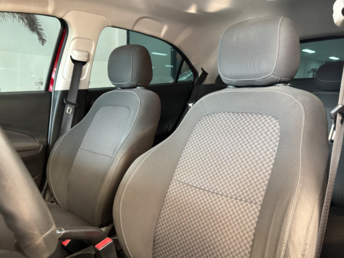 Chevrolet Onix — foto 8