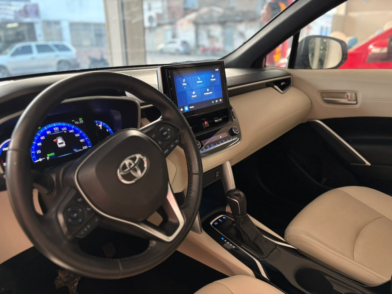 Toyota Corolla Cross — foto 6