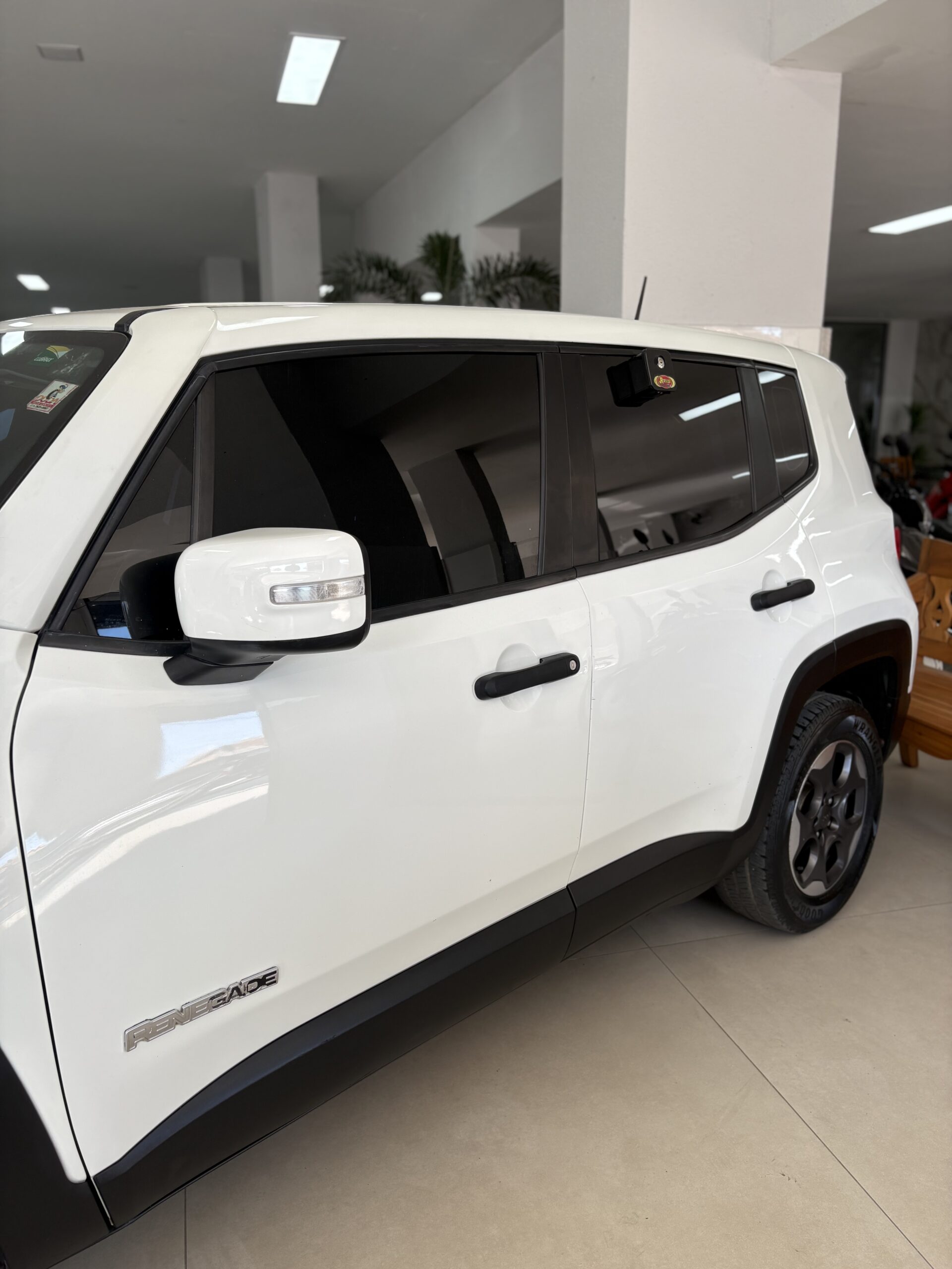 Jeep Renegade — foto 4