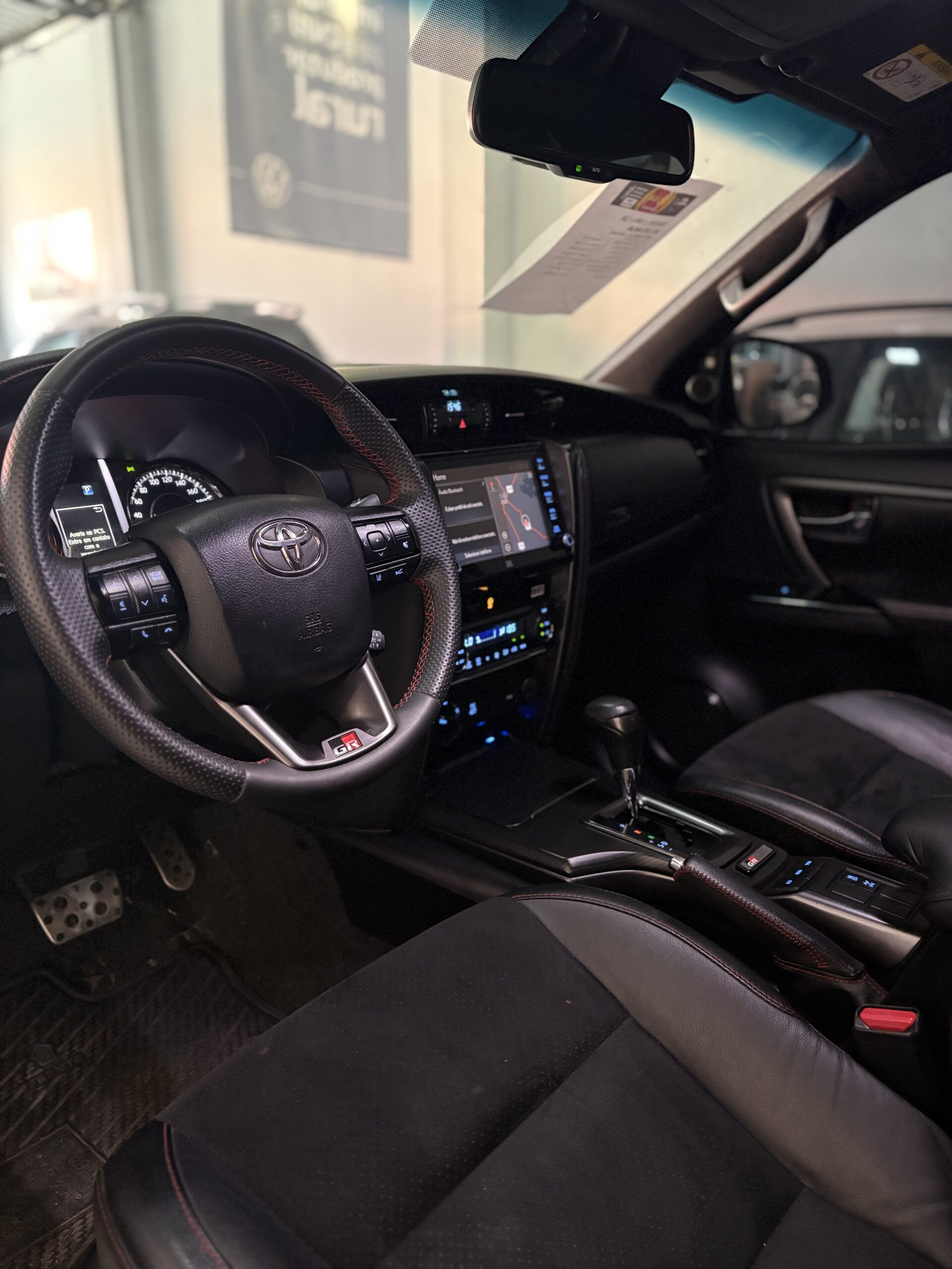 Toyota SW4 — foto 6